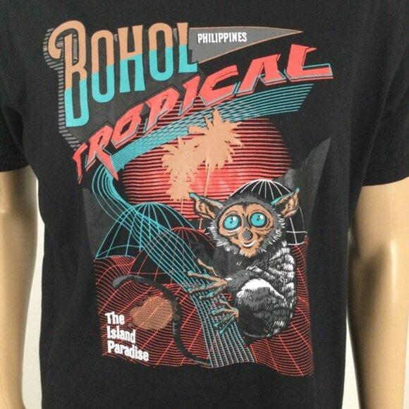 👛 (ANY 2/$20) MY PHILIPPINES Black Graphic Tee Medium - Picture 3 of 5